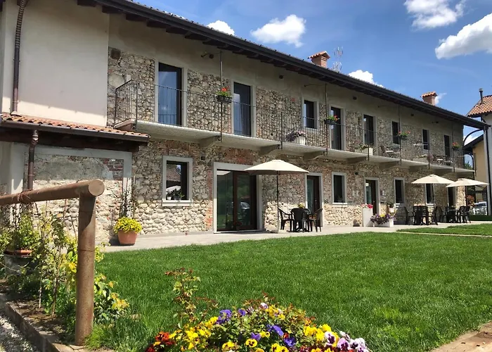 Tenuta Legnate-lake Maggiore, Mxp, Leonardo Accademy Bed and breakfast 3*
