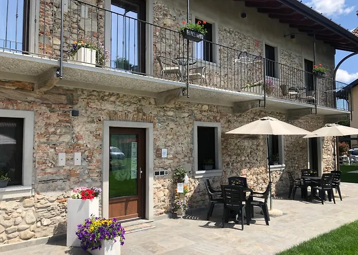 Tenuta Legnate-lake Maggiore, Mxp, Leonardo Accademy 3*