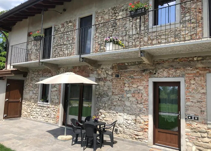 Tenuta Legnate-lake Maggiore, Mxp, Leonardo Accademy Bed and breakfast Sesto Calende