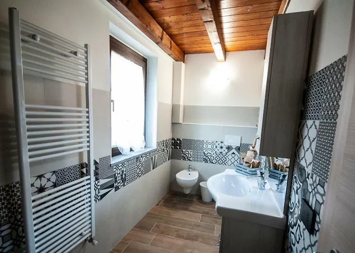 Tenuta Legnate-lake Maggiore, Mxp, Leonardo Accademy Sesto Calende
